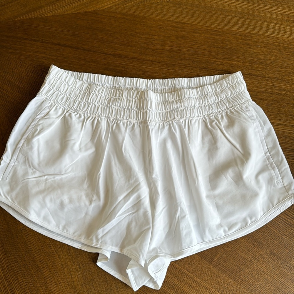 Offline by Aerie white shorts
